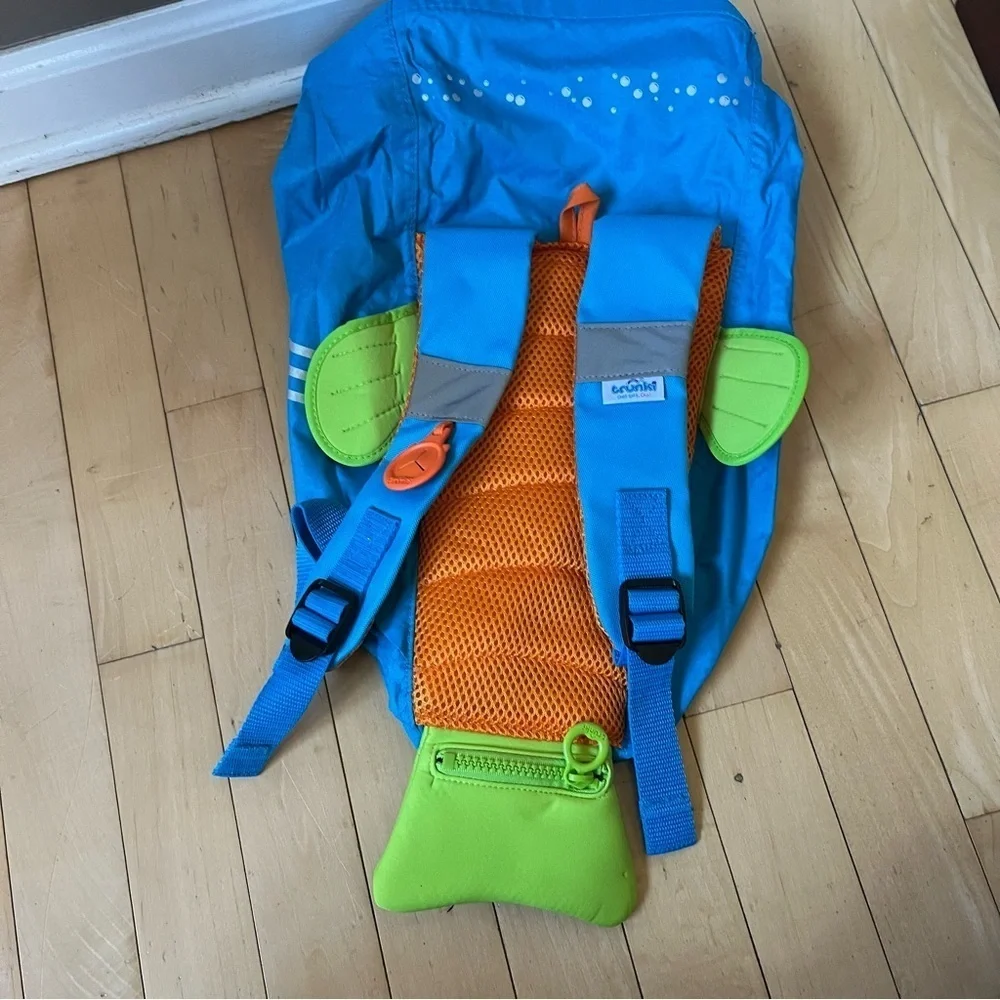 Trunki PaddlePak Kid’s Water-Resistant Backpack Bag Blue Fish Pockets